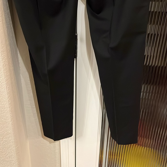 Men’s black dress pants 36w x 32L
No rips tears or stains - Picture 3 of 5